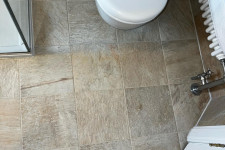 bathroom tile & grout restoration