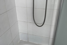 bathroom tile & grout restoration