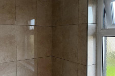 bathroom tile maintenance