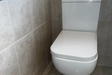 bathroom tile maintenance